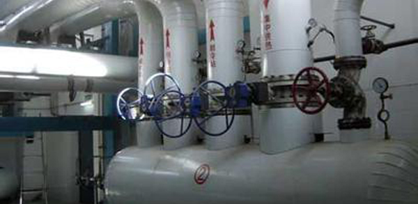 蒸汽管道防凍需采用電日皮视频网站保溫係統(圖1)