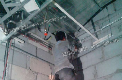 無錫皇冠假日酒店熱水管道電日皮视频网站保溫