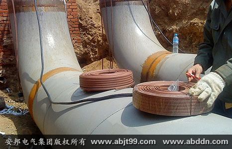 青島港石油管道電日皮视频网站保溫工程(圖4)